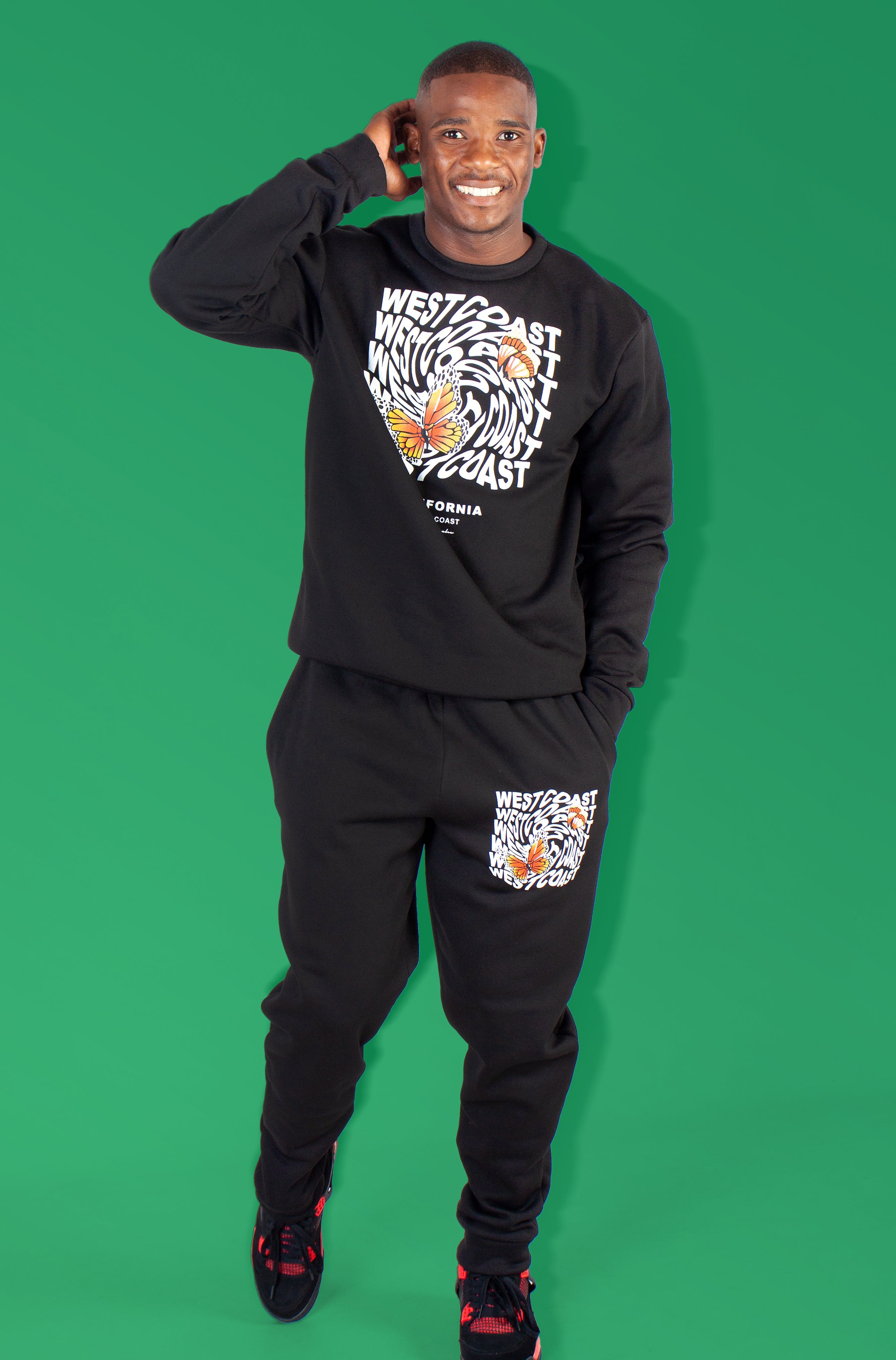 Hoodies & Sweaters