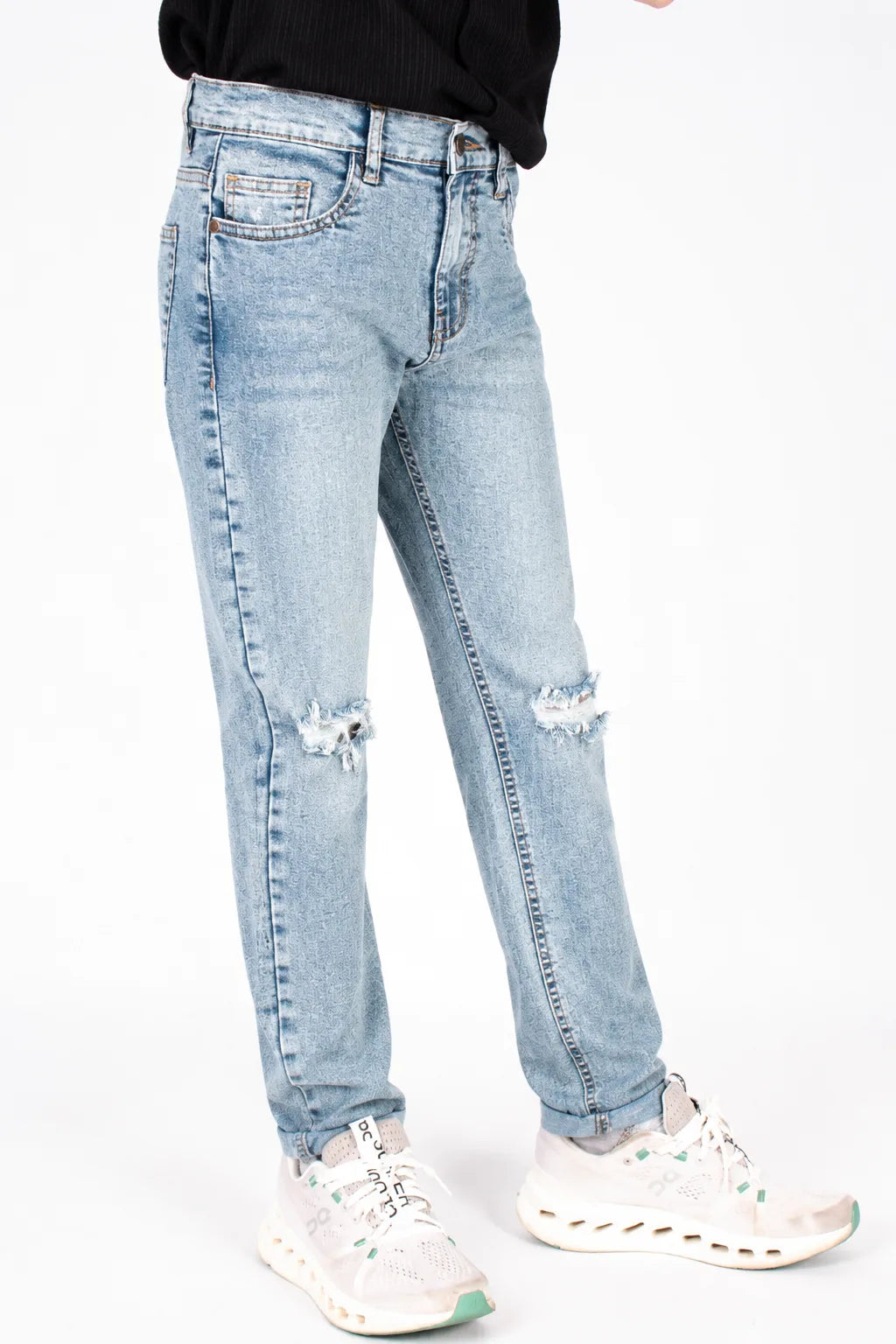Knee Slash Jean