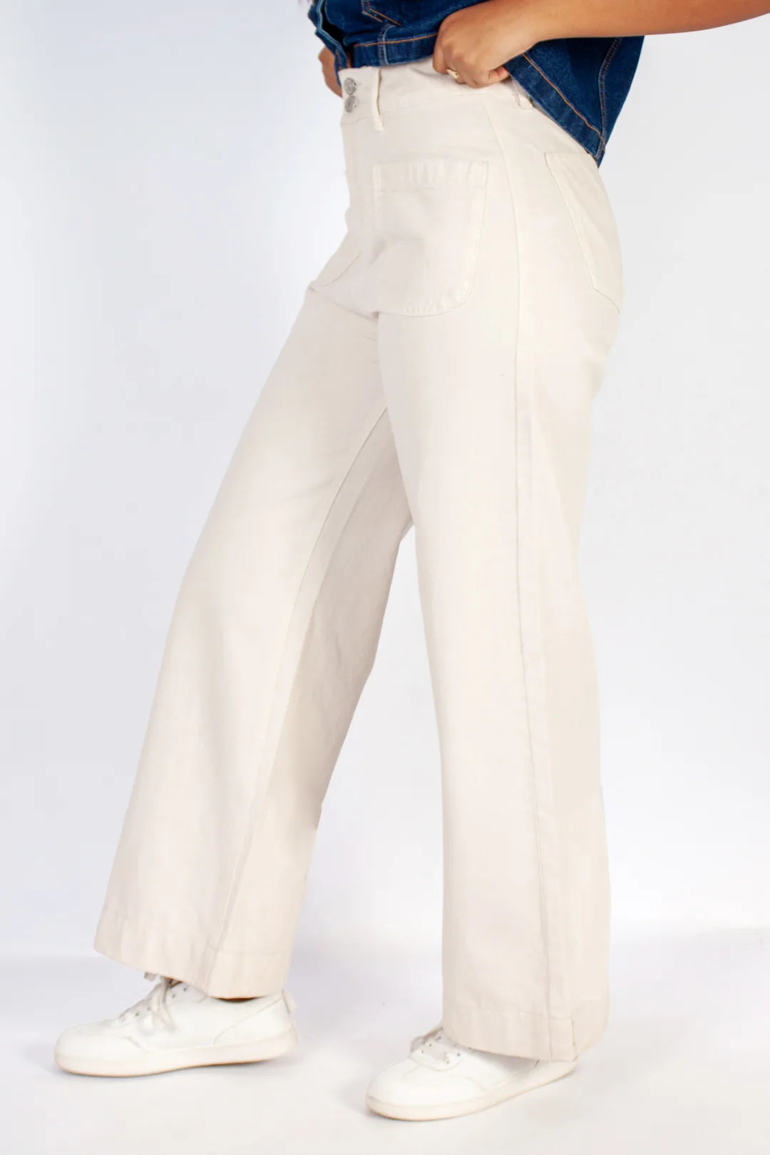 Double Button Wide Leg Jeans