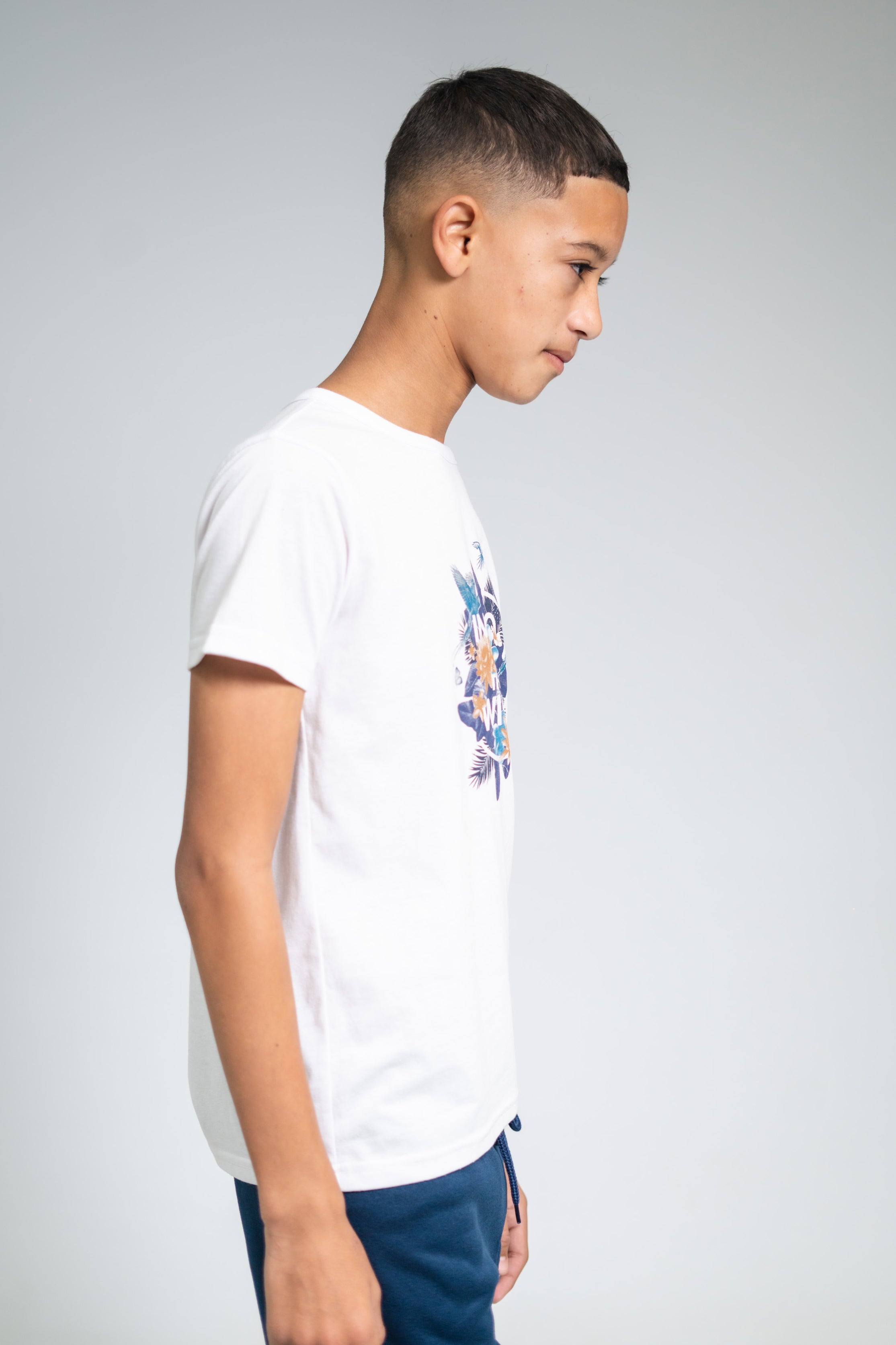 Graphic "Into The Wild" T-Shirt