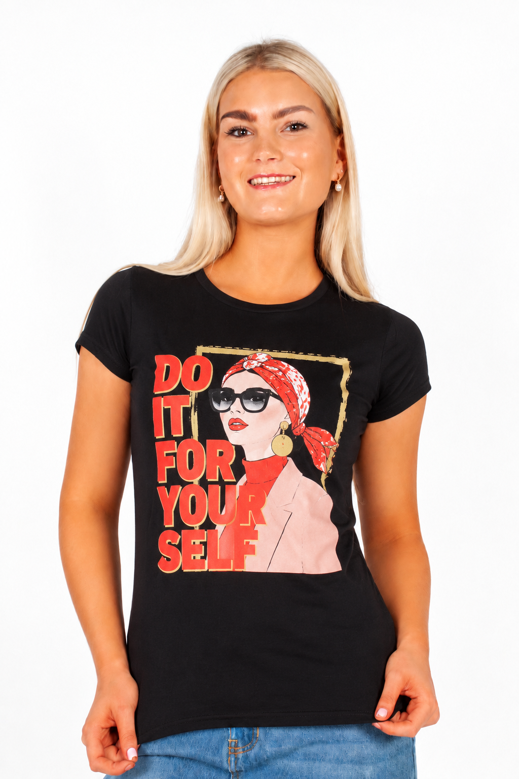 Fitted Graphic T-Shirt