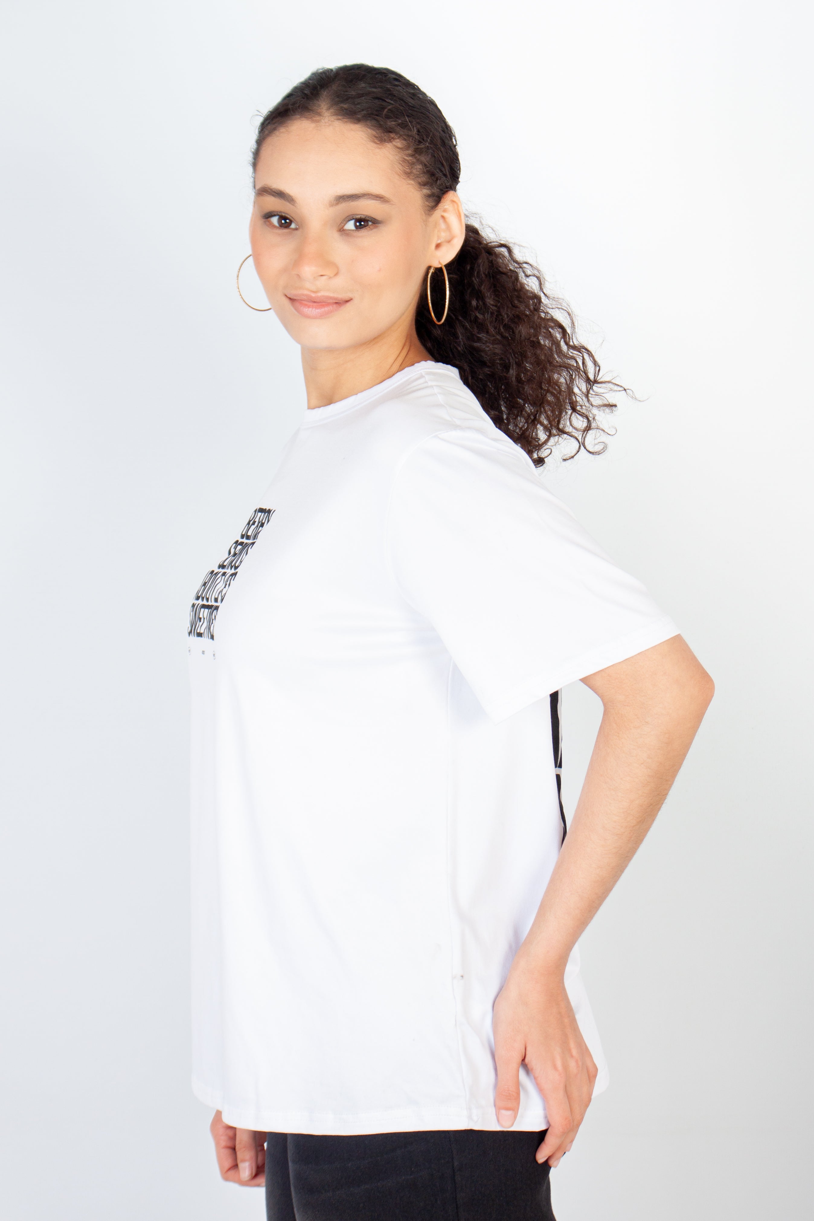 Graphic Oversized "Berry Serious" T-Shirt