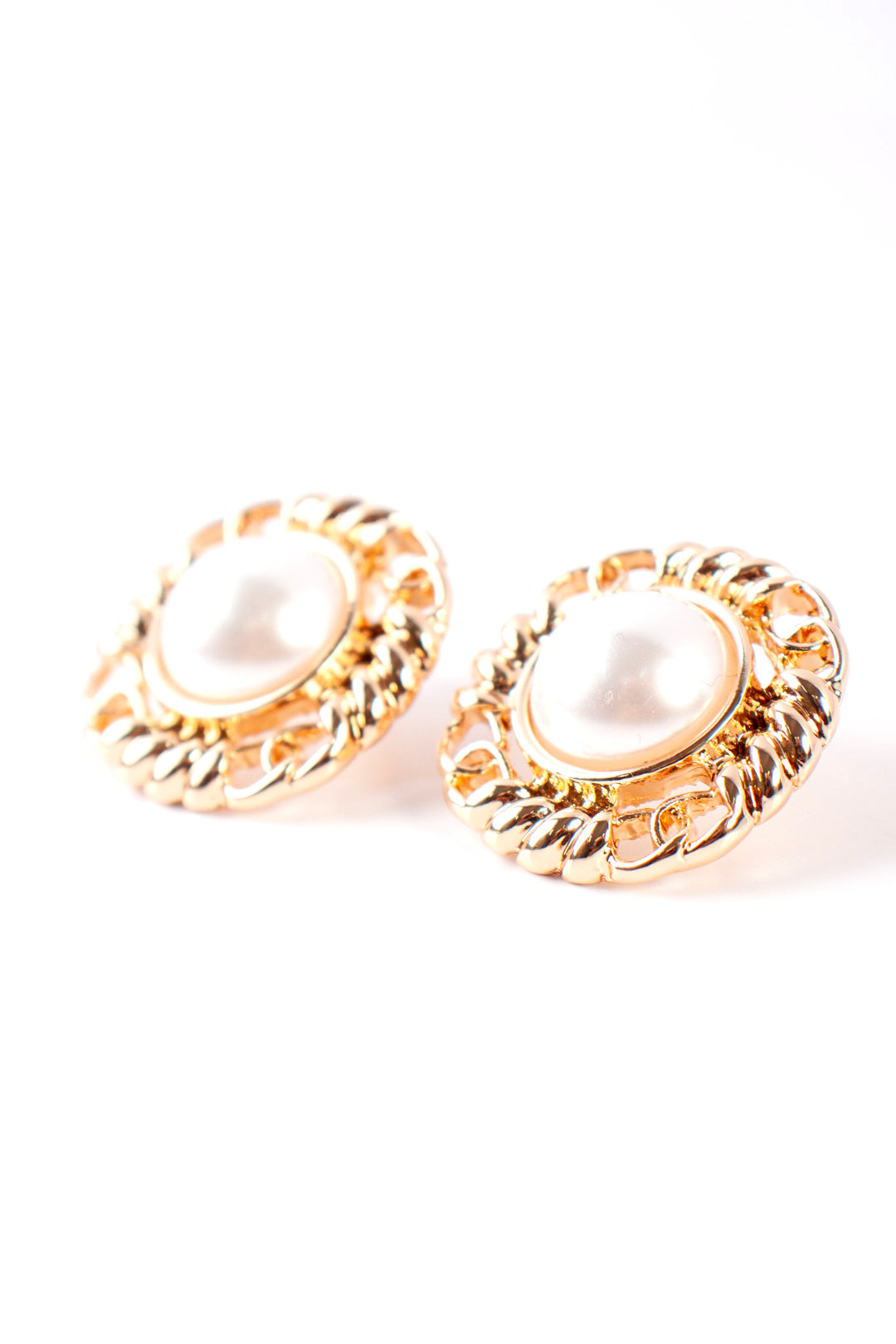 Bold Round Stud