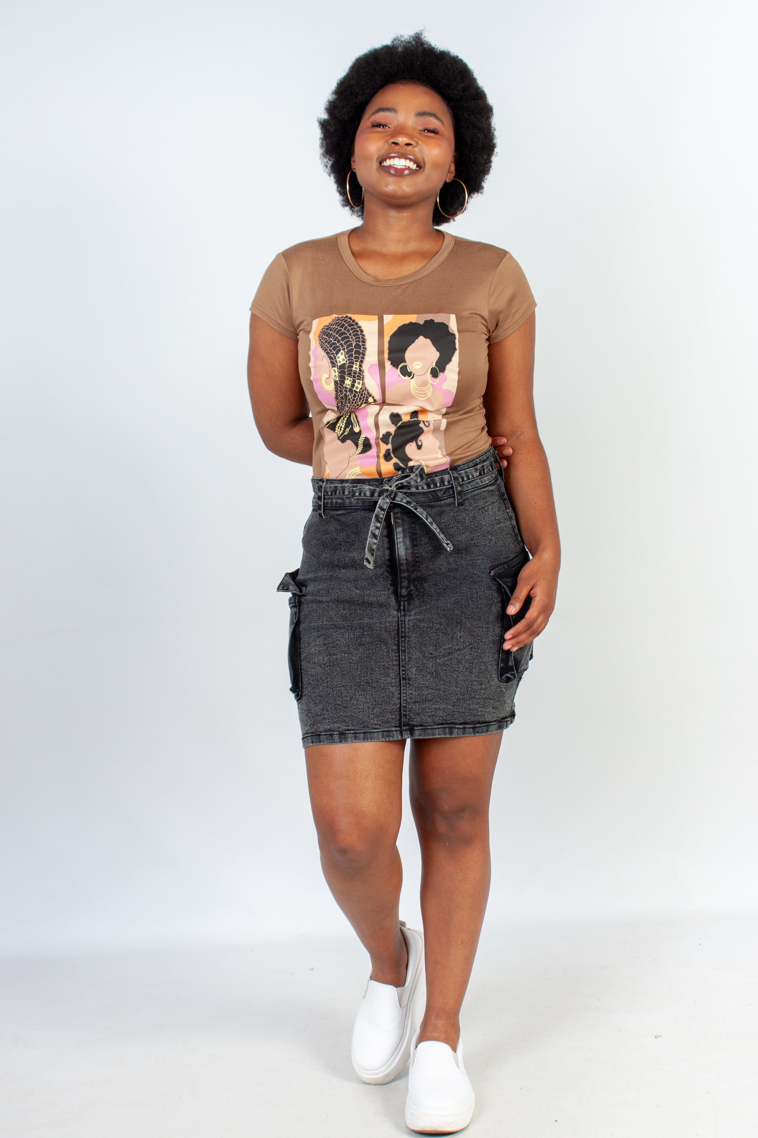 Graphic "Collage Afro Girls" T-Shirt