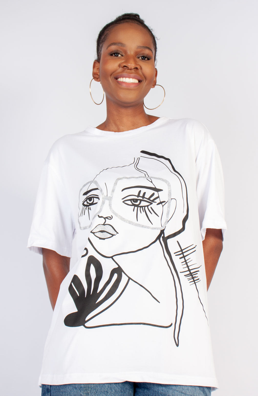 Graphic Oversized "Glitter Glasses" T-Shirt