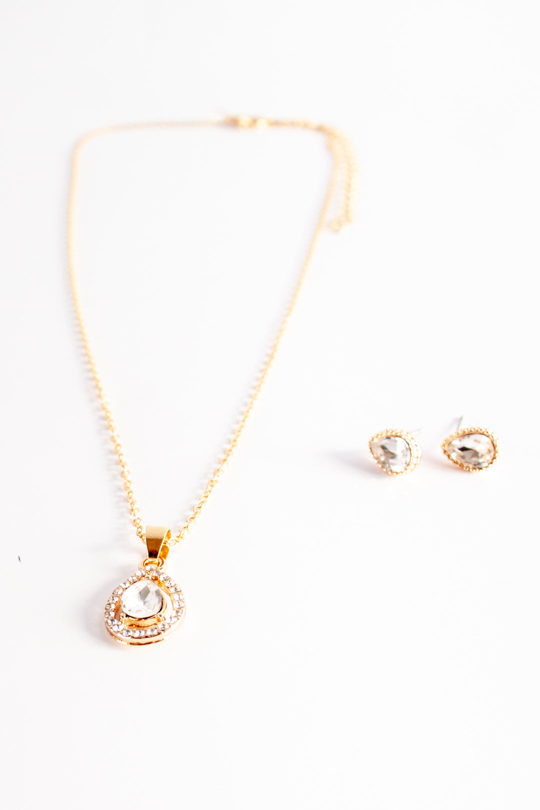 Teardrop Chain and Earring Set