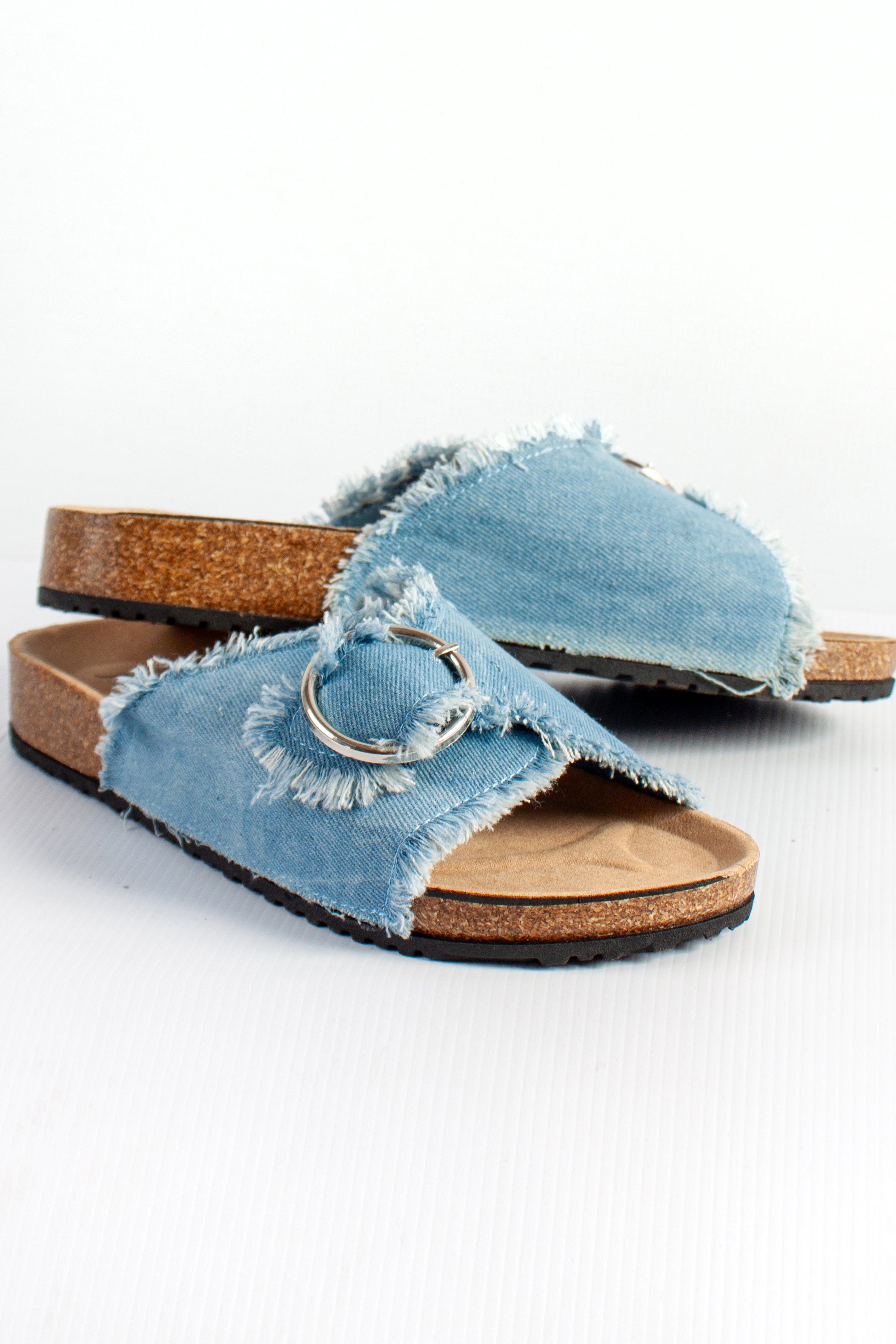 Buckle Sliders