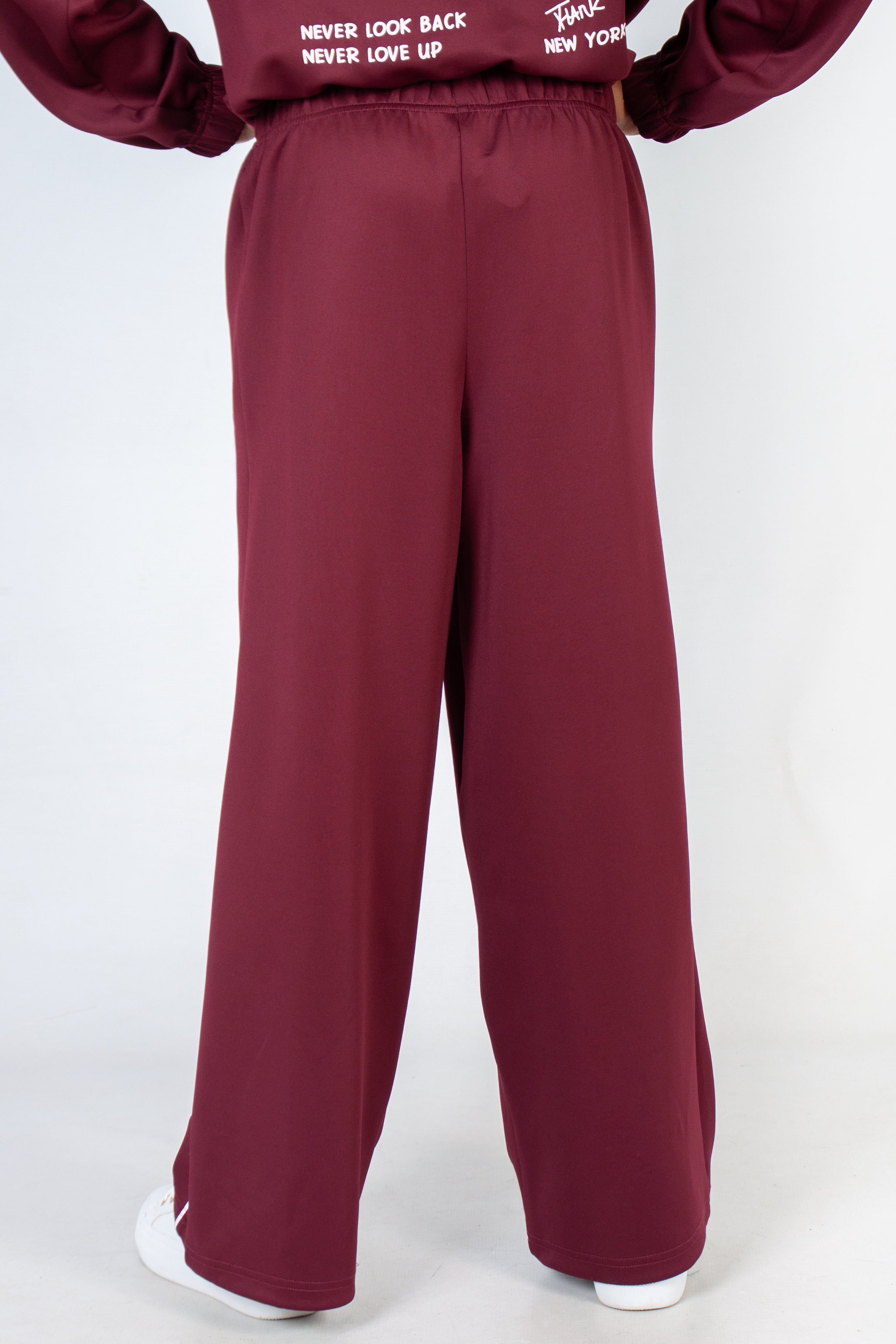 Wide Leg Jogger