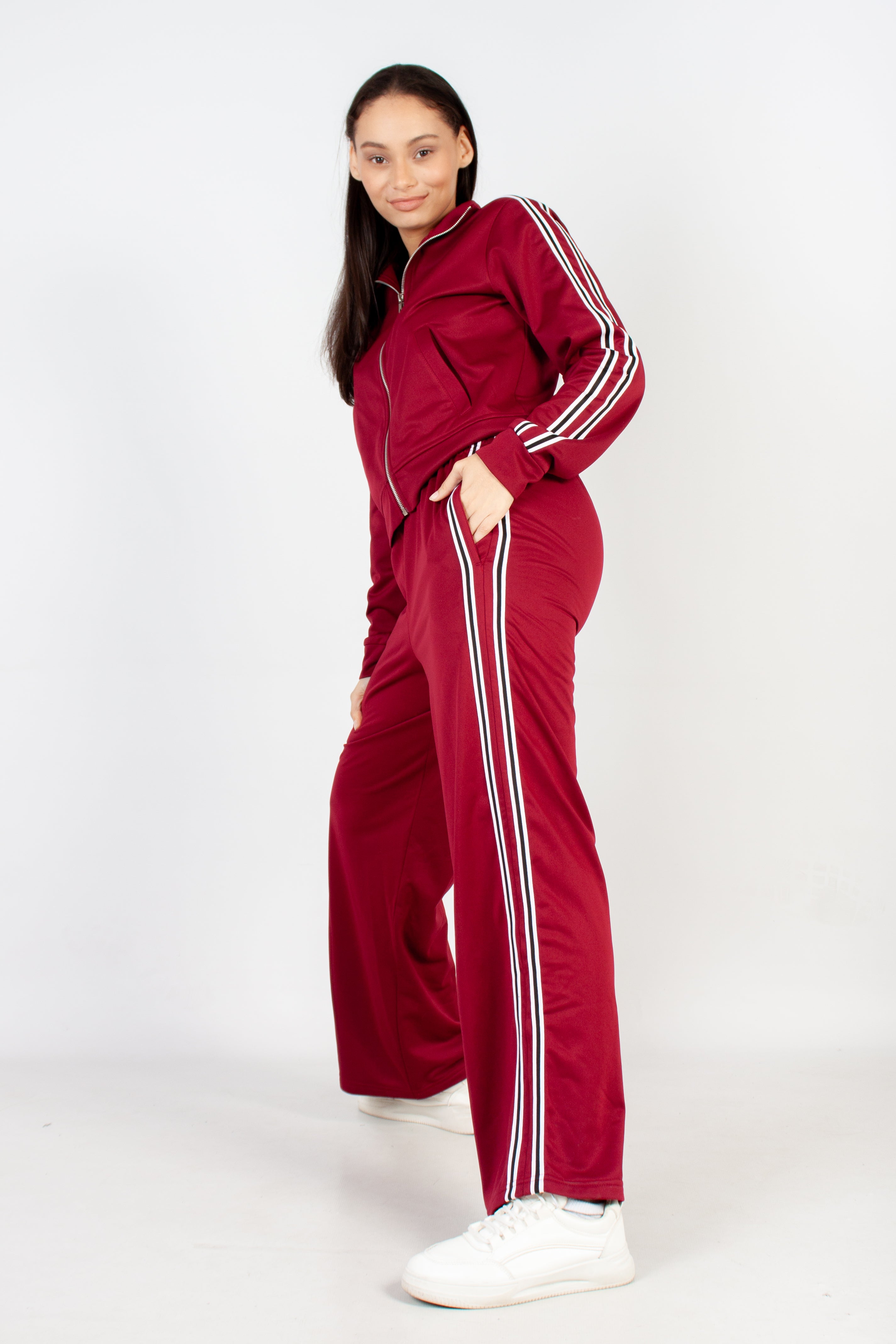 Wide Leg Jogger