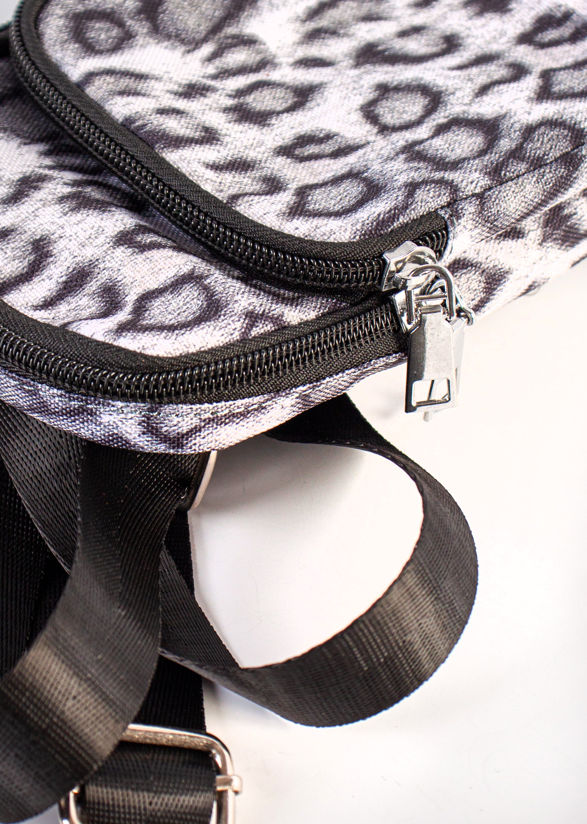 Cellphone Pouch