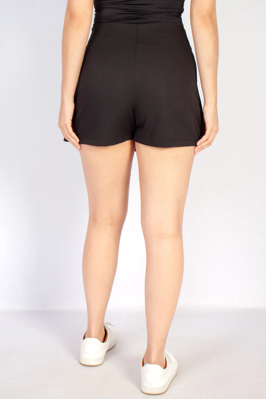 lds black formal skort w/gold tirm
