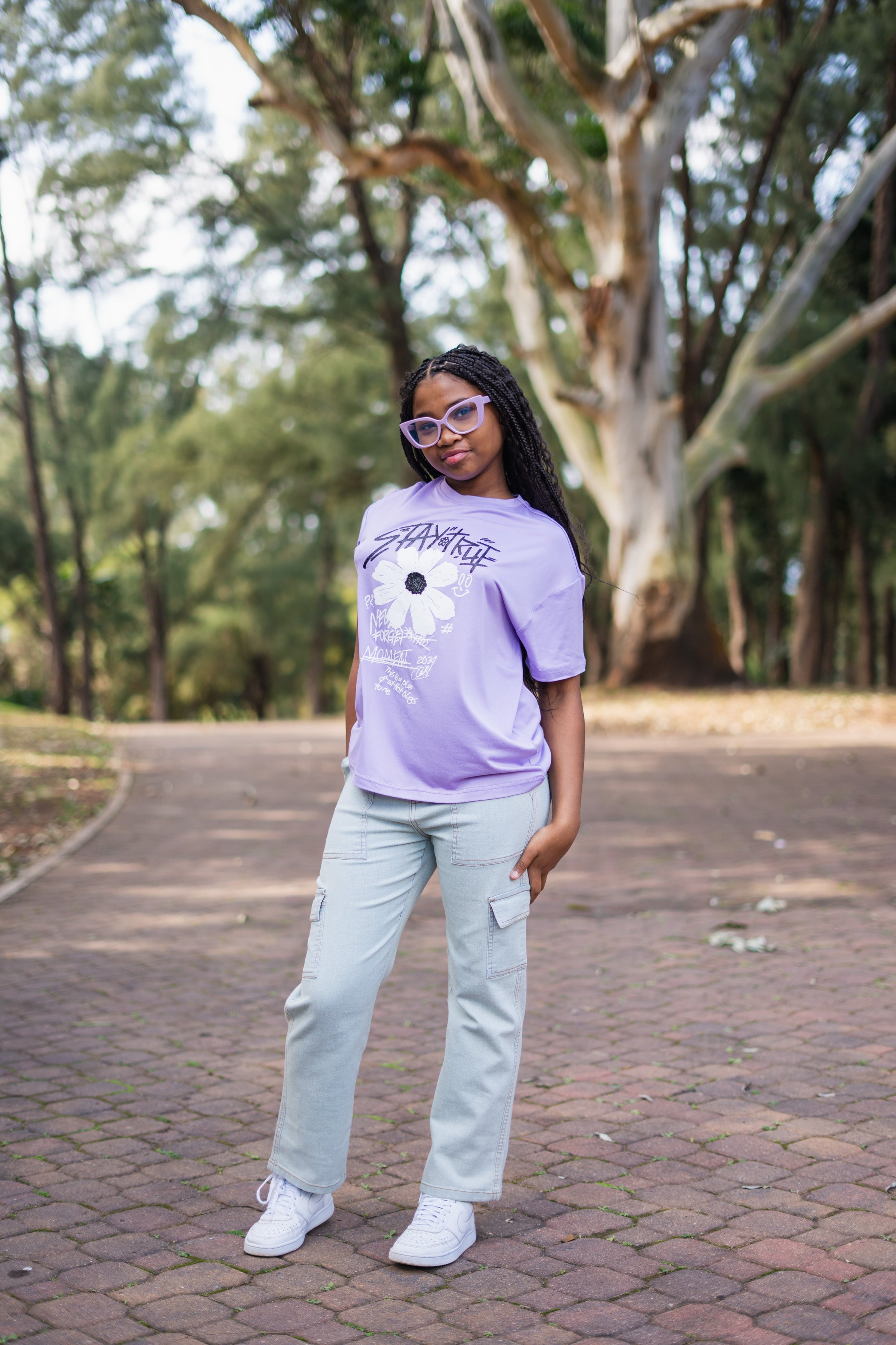 Graphic Oversized "Stay True Flower" T-Shirt
